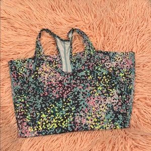 Nike wns slim fit tech tank size medium